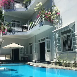 The Moon Villa